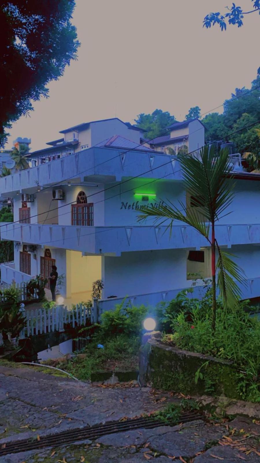 New Nethmi Villa Kandy Exterior foto