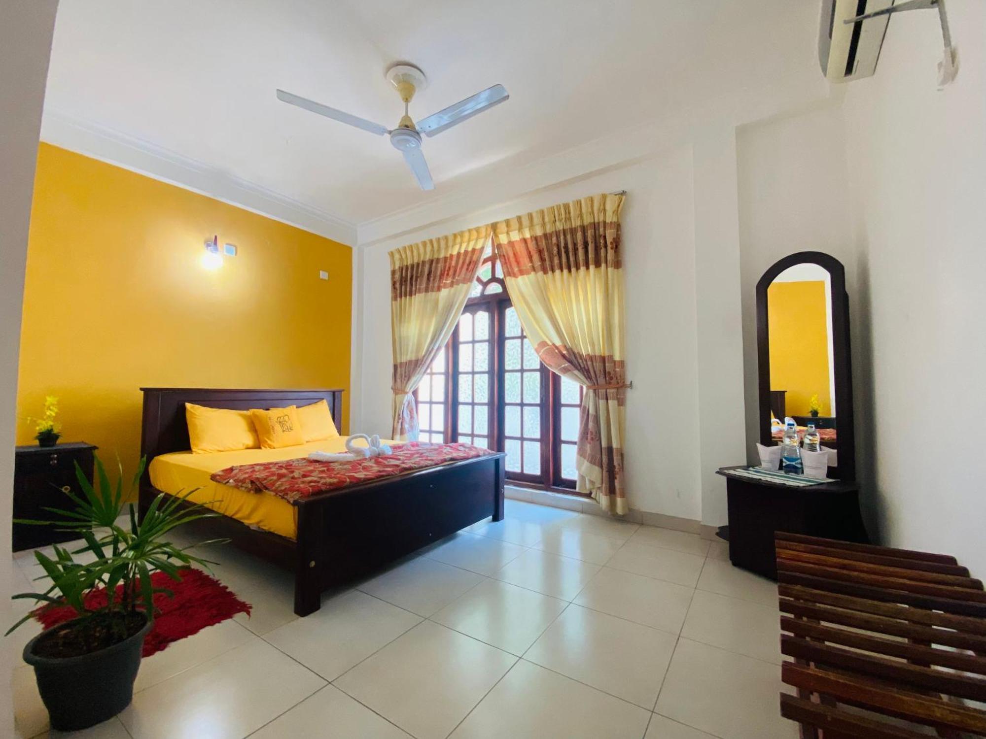 New Nethmi Villa Kandy Exterior foto